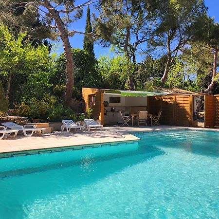 Bed and Breakfast Domaine Les Gendalis Saint-Saturnin-lès-Avignon Exterior foto