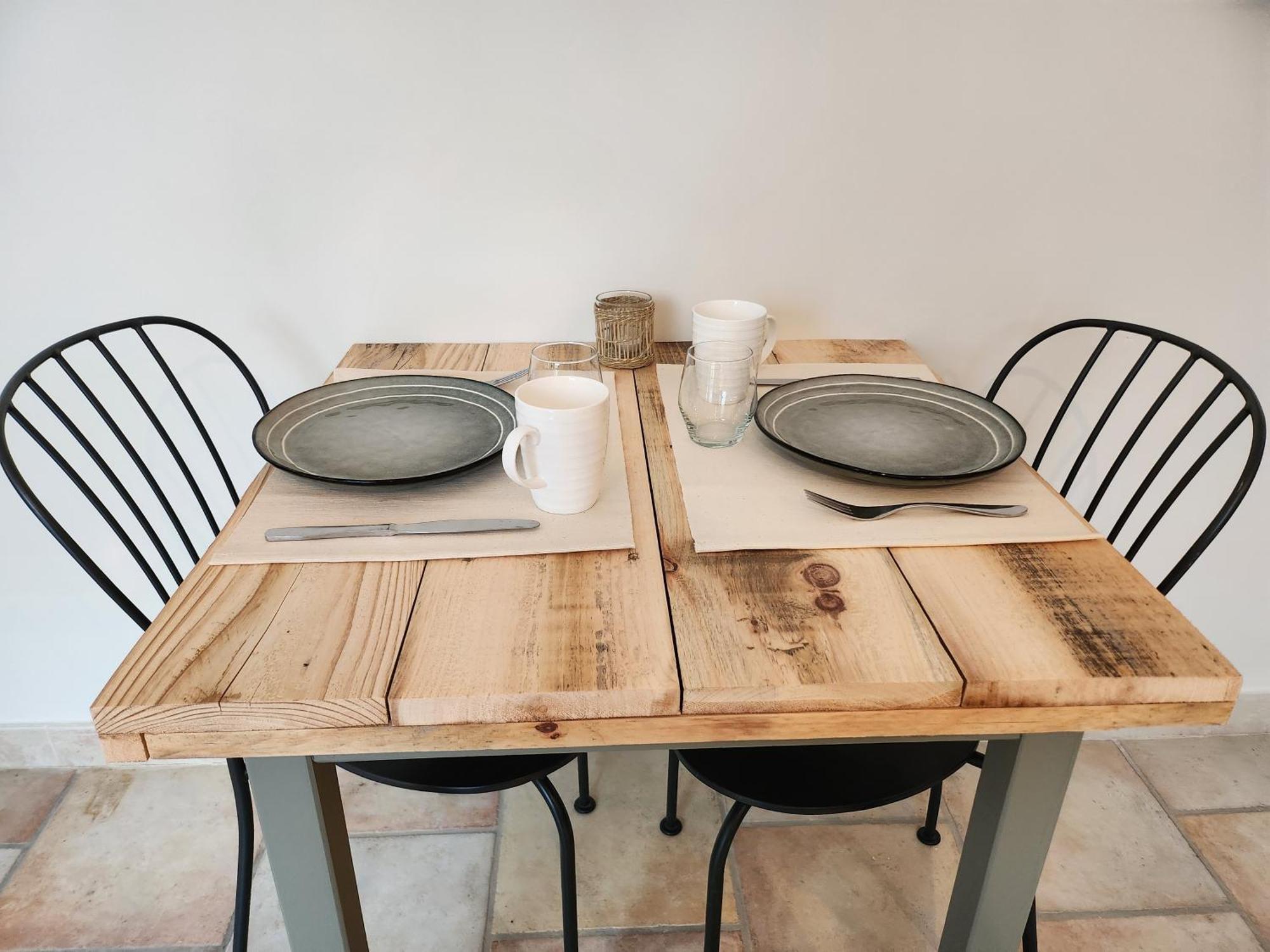 Bed and Breakfast Domaine Les Gendalis Saint-Saturnin-lès-Avignon Exterior foto